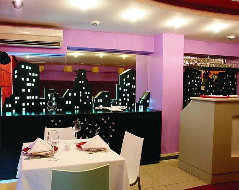 Bulvar Inn 巴库 餐厅 照片